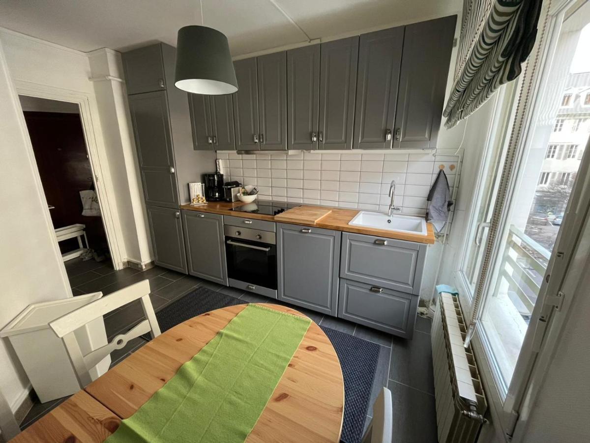 Superbe Appartement Au Hypercentre De Chambery Exterior photo